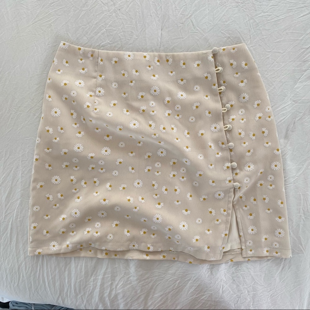 Daisy mini skirt - princess Polly